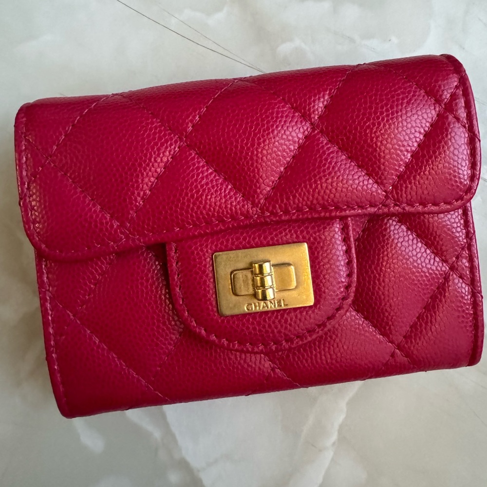 Rare Chanel card holder XL Reissue Raspberry color